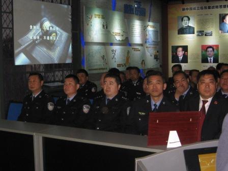 东河区看守所全体民警参观东河检察院河东检察室教育基地
