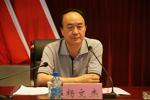 "百名法学家百场报告会"法治宣讲活动调研组莅漯