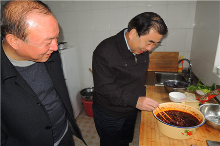 宁建国局长赴凤县考核调研医改工作