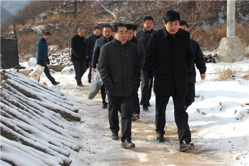 魏稳柱看望慰问计生特殊困难家庭