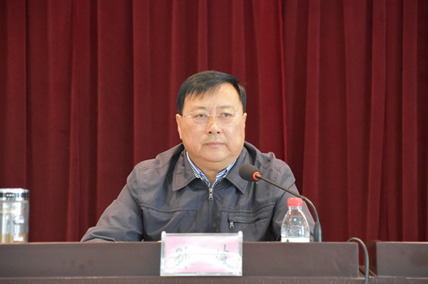 首页 双鸭山律师 双鸭山动态 市委常委,市委政法委书记孙波出席会议并